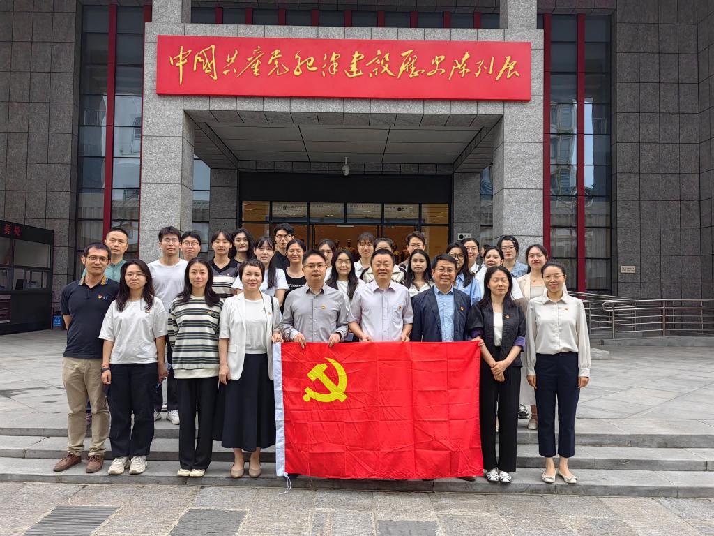 新聞輪播圖